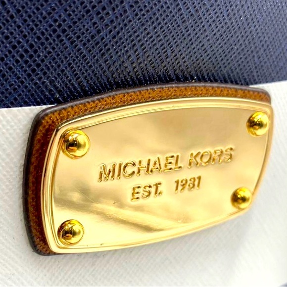 Michael Kors, navy & white striped tote with acorn leather straps, lining, satin - Picture 8 of 8